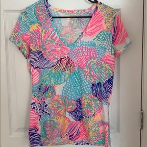 Lilly Pulitzer t-shirt